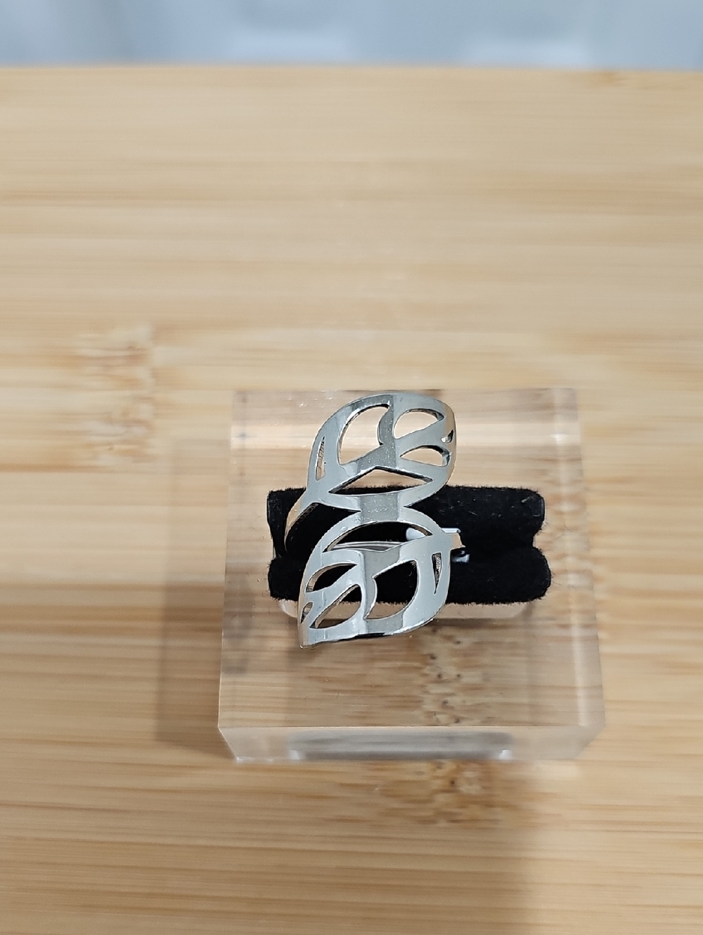 Silver Leaf Cutout Statement Ring